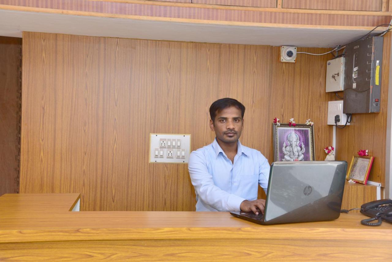 Shreyas Residency Hotel Mysore Luaran gambar